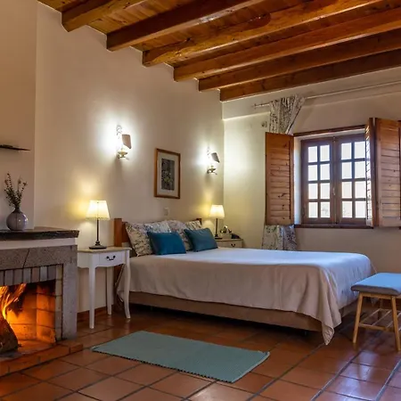 Quinta Do Crestelo 4*