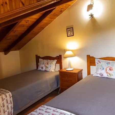 Apartmanhotel Quinta Do Crestelo 4*