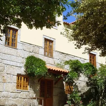 Ξενοδοχείο με διαμερίσματα Quinta Do Crestelo 4*